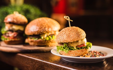 A Guide to Discovering the Best Burgers in Lahore
