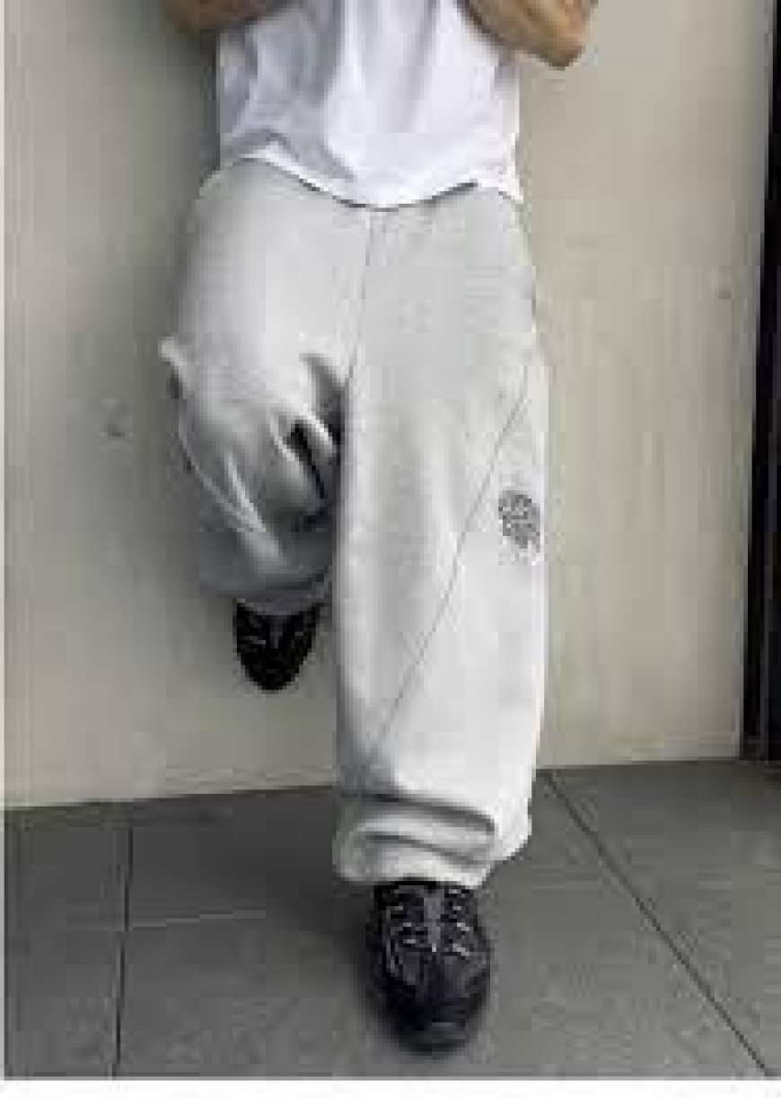 Kroen Clothing: Bold Statement in Modern Streetwear