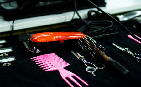 Precision Perfected: How the Salonchic Cutting Comb Transforms Every Snip