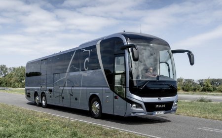 Party Bus Perks & Essential Coach Travel Tips for Leeds