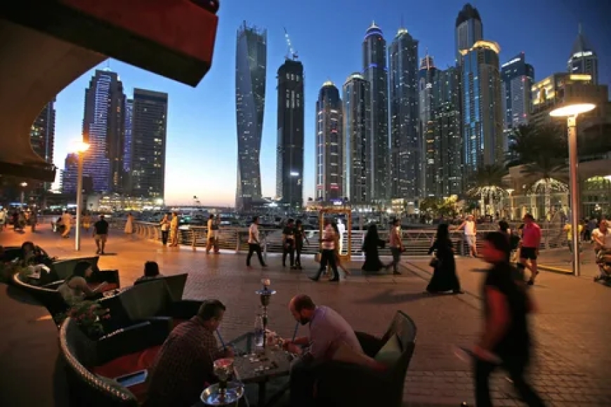 How to Book the Best Photobooth in Dubai for Your Next Corporate Event